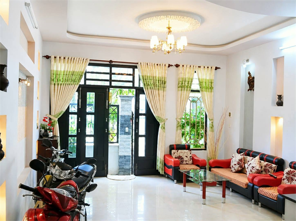 Bán toà nhà 5 tầng 19 phòng 2 mặt tiền trung tâm Phan Thiết.
